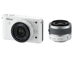 [AMAZON WAREHOUSE DEAL] Nikon 1 J1 Systemkamera (10 Megapixel, 7,5 cm (3 Zoll) Display) weiß inkl. 1 NIKKOR VR 10-30 mm und 10 mm Pancake Objektive für 336,53 Euro inkl. Versand!