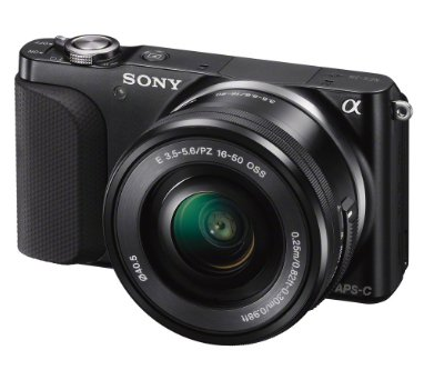 [AMAZON vs. SATURN] SONY NEX 3 NLB Systemkamera mit 16-50mm Objektiv für nur 299,- Euro!