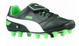 Adidas & Puma Fussballschuhe ab 8,99 Euro inkl. Versand