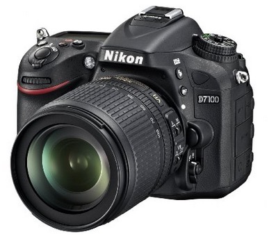 Nikon D7100 SLR-Digitalkamera (24 Megapixel, 3,2″ TFT-Monitor, Full-HD-Video) Kit inkl. AF-S DX 18-105mm Objektiv für nur 737,97 Euro inkl. Versand