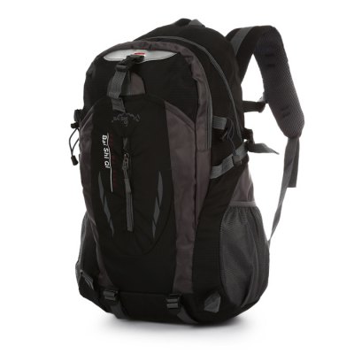 Ultra-leichter 40L Travel-Rucksack aus Nylon mit Mesh-Pad für nur 12,85 Euro inkl. Versand