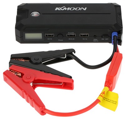 Startprobleme? KKMOON 12000mAh Powerbank mit 3x USB, LED-Lampe und Starthilfefunktion für 28,39 Euro