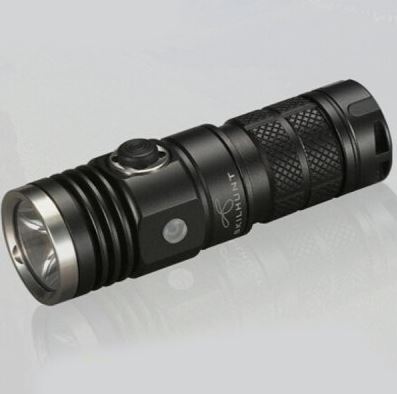 Wasserdichte Skilhunt DS10 Cree XM L2 LED EDC Taschenlampe mit 300 Lumen für nur 17,38 Euro
