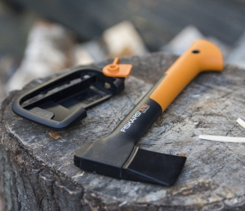 Fiskars Universalaxt X7-XS für nur 24,99 Euro