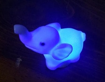 Törööööö! LED Nachtlich-Elefant nur 0,89 Euro inkl. Versandkosten
