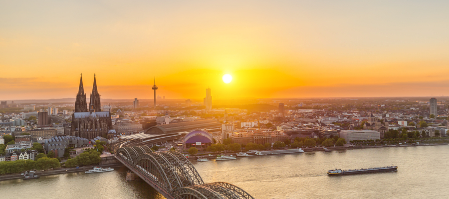 Köln! Übernachtung für 2 Personen im zentralen TOP 4*Hotel (96%) nur 65,- Euro