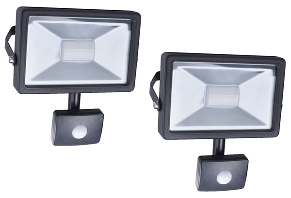 Doppelpack-Knaller! 2x Smartwares LED-Fluter (20 W) mit Bewegungssensor für nur 25,90 Euro (statt 72,- Euro)