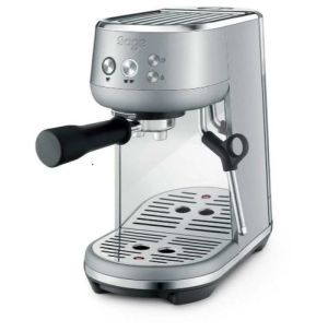 Sage SES450BSS4EEU1 THE BAMBINO Espressomaschine (1600 W, 1,4 Liter, Dampfdüse, Pre-Infusion, Milchschaum) für nur 226,99€ inkl. Versand