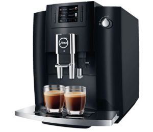 JURA E6 Piano Black (EB) Kaffeevollautomat (Piano Black) für nur 579,82€ inkl. Versand