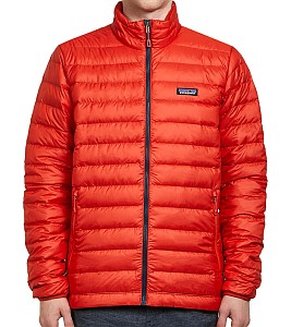 Patagonia Men’s Down Sweater Jacket (Hot Ember, 800cuin) für 134,37€ (statt 178€)