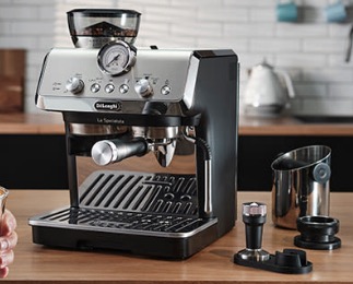 DELONGHI EC9155 La Specialista Arte Espressomaschine für 404,19€ (Vergleich: 469€)