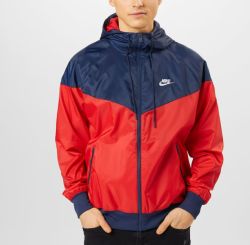 Nike Sportswear Windbreaker in rot für nur 31,96