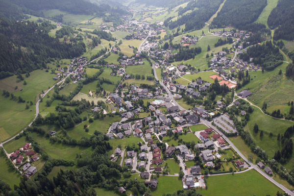 Kärnten im sehr guten COOEE alpin Hotel inklusive Frühstück