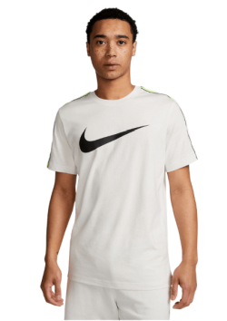 Nike Sportswear Repeat Shirts für 17,99€ (statt 25€) inkl. Versand