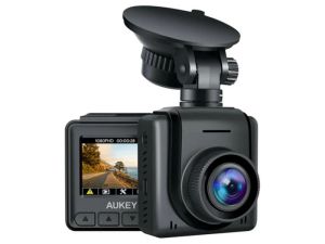 Aukey DRA5 Mini-Dashcam mit 1080p für 25,90€ (statt 35€)