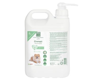 5 Liter MENFORSAN Feuchtigkeitsspendendes Hundeshampoo für nur 12,19€