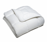 AmazonBasics Steppdecke für den Winter, Mikrofaser, 260 x 220 cm für nur 24,04 Euro bei Prime inkl. Versand