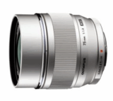 Olympus M.Zuiko ED 75mm F/1.8 silber Olympus M.Zuiko ED 75mm F/1.8 silber Porträt Objektiv für nur 633,42 Euro inkl. Versand