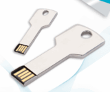 [EBAY] Jetzt aus Deutschland! USB 2.0 8GB Speichstick in Form eines Schlüssels nur 4,90 Euro inkl. Versand