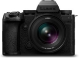 Panasonic LUMIX DC-S5M2XCE Spiegellose Vollformatkamera für nur 1.899,00€
