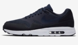 Nike Air Max 1 Ultra 2.0 Essential in Dunkelblau in fast allen Größen für nur 78,39 Euro inkl. Versand