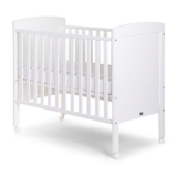 CHILDHOME Babybett (60 x 120 cm) mit Rädern für nur 139,99 Euro inkl. Versand