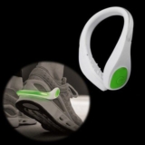 Leuchtender Schuh-Clip für nur 9 Cent