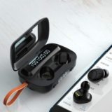Lixada M13 wireless BT TWS In-Ears mit 2000mAh Akkubox für 14,99 Euro