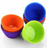 24 Silikon Muffinförmchen in 6 Farben für nur 5,56 Euro