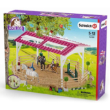 Schleich 42389 Reitschule mit Zubehör für nur 29,66 Euro