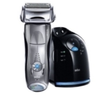 Braun Series 7 799cc-7 Rasierer mit 3 Reinigungskartuschen für 132,99 Euro!