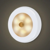 Das Utorch Nachtlicht mit 6 LEDs und Bewegungssensor für nur 2,48 Euro inkl. Versand